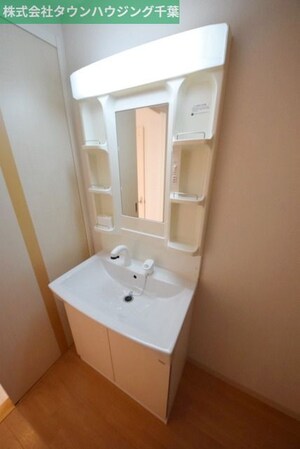 アンビシャス千葉城前の物件内観写真